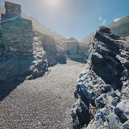 La Quintana De Jose بيت للعطل